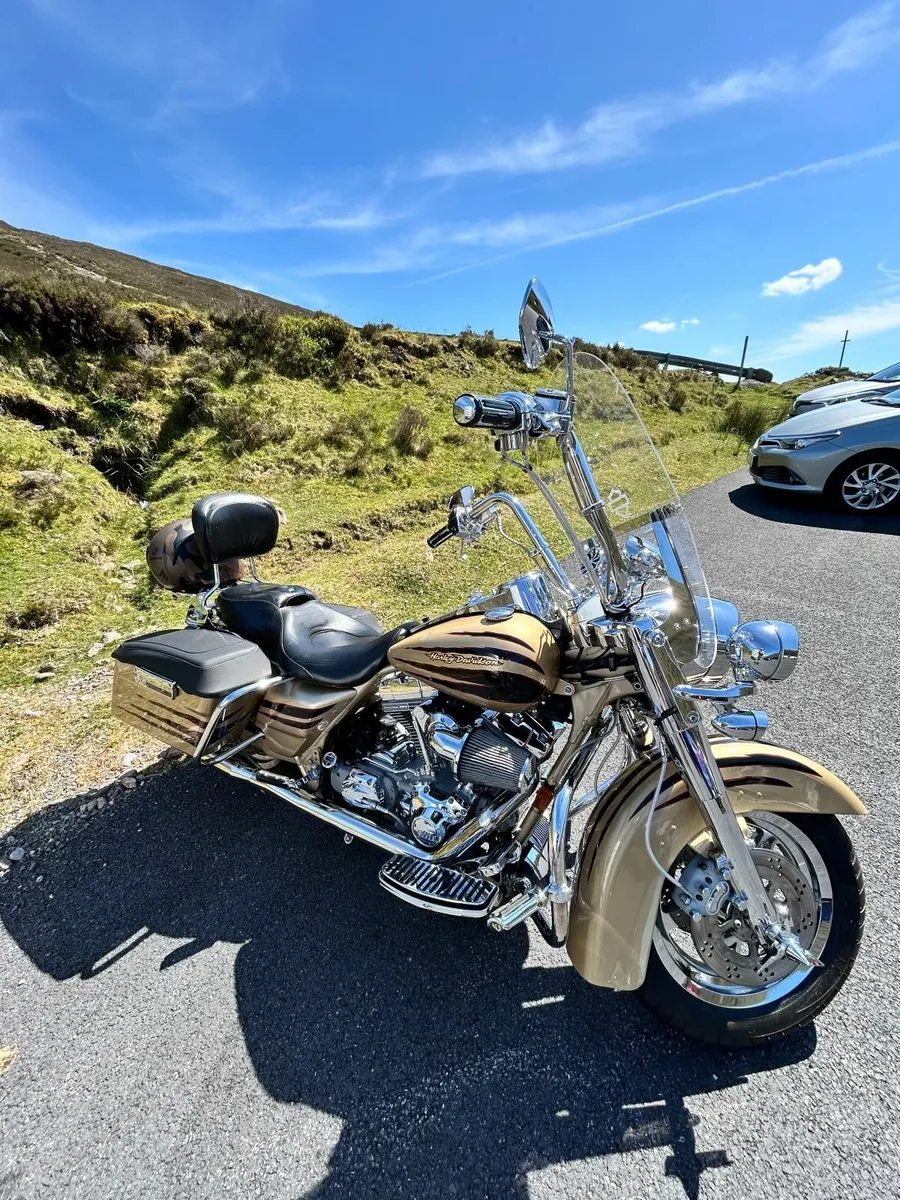 HARLEY DAVIDSON CVO ROAD KING 2003 ANIVERSARY - Image 1
