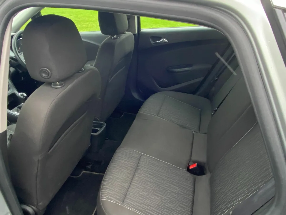 Opel Astra 2017 - Image 4