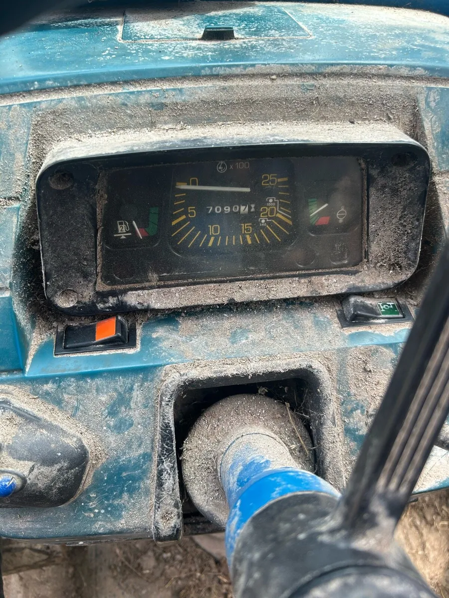 Tractor - Image 4