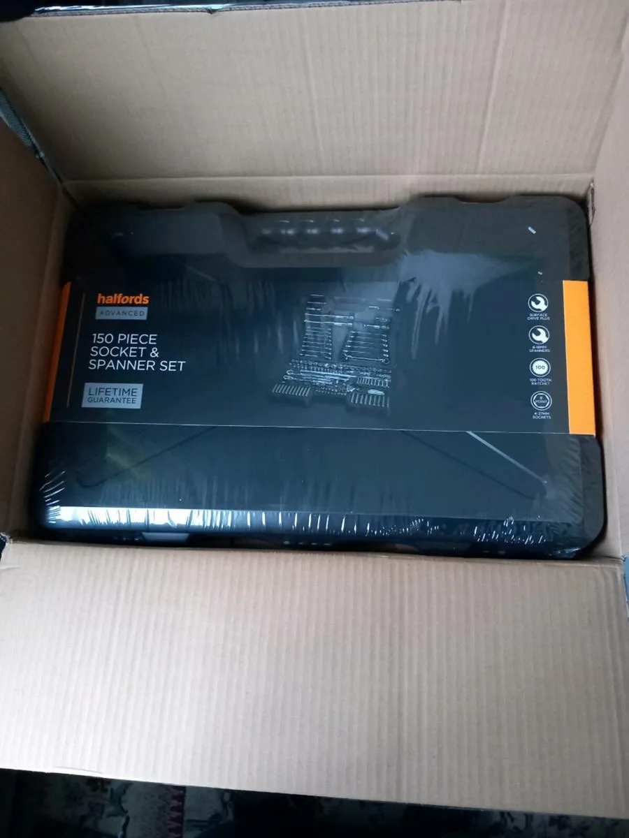 150pce socket/spanner set halfords  new in box - Image 4