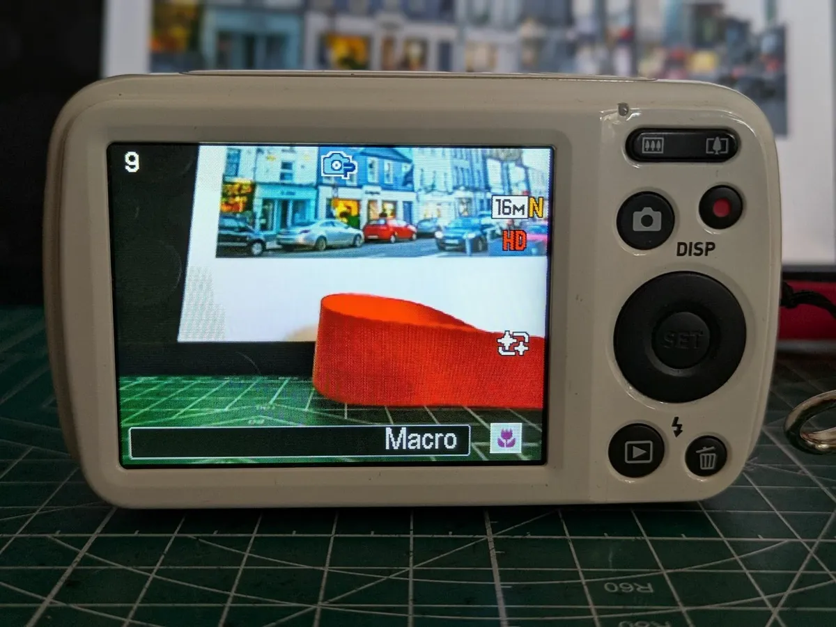 📸 Casio Exilim 16MP CCD digital camera - Image 3