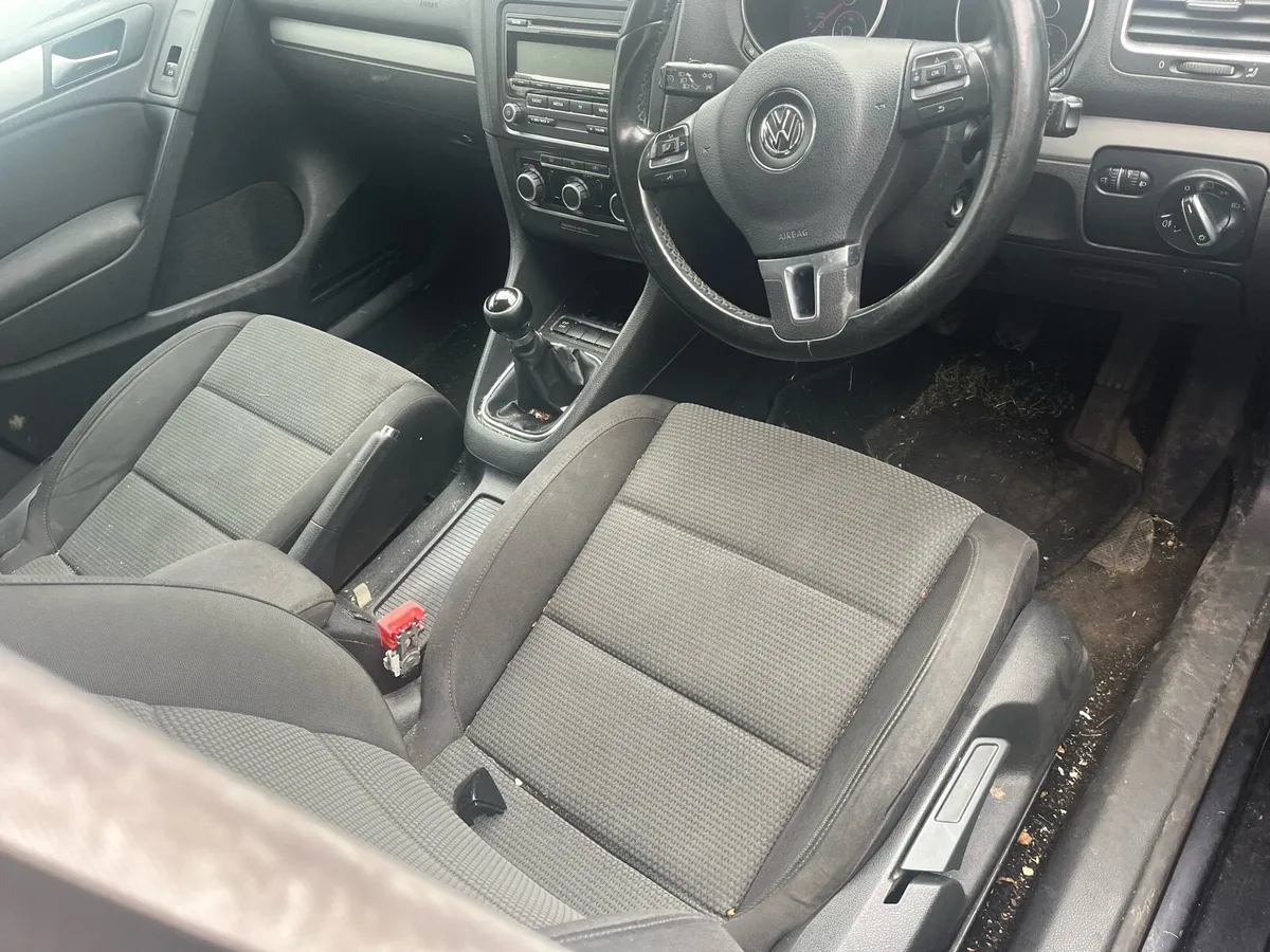 Vw golf - Image 1