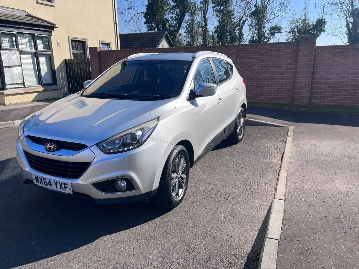 Hyundai ix35 2014 fully serviced low miles - Image 3
