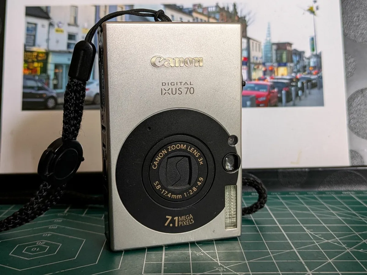 📸 Canon IXUS 70 - 7MP CCD digital compact camera - Image 2