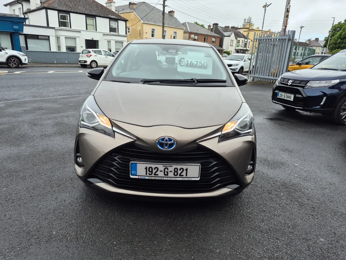 Toyota Yaris  Hybrid Automatic - Image 2