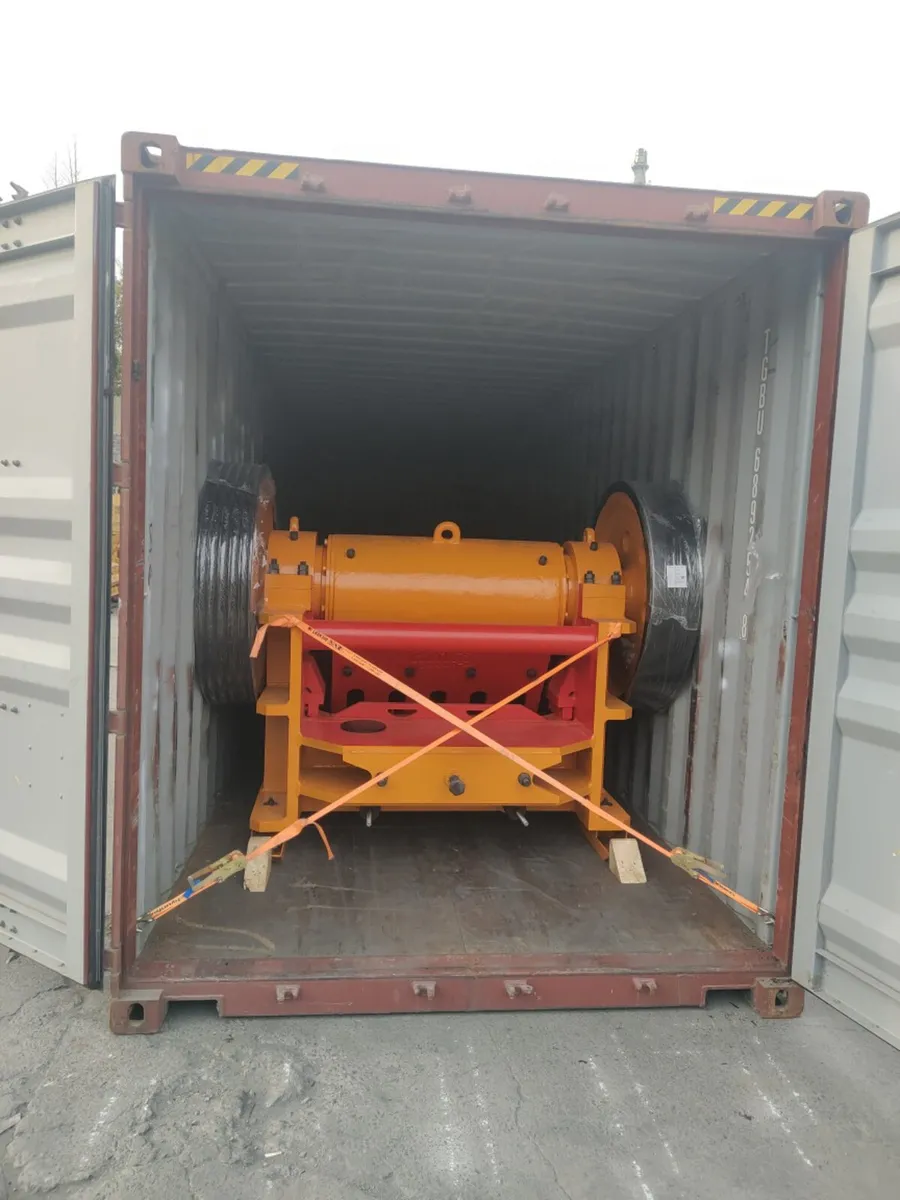 JAW CRUSHER BOX COMPLETE WITH PANEL & MOTOR - Image 4