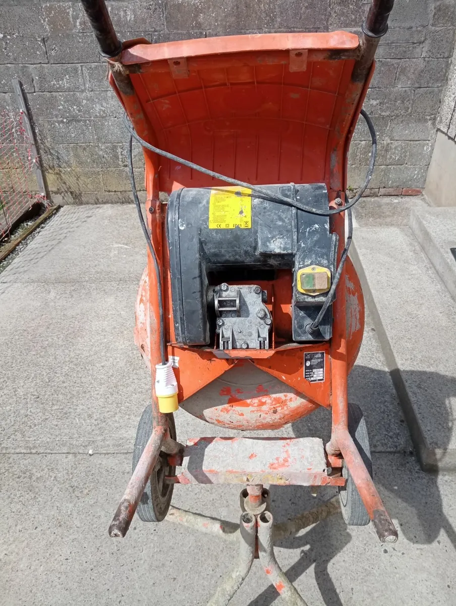 Cement Mixer - Image 1