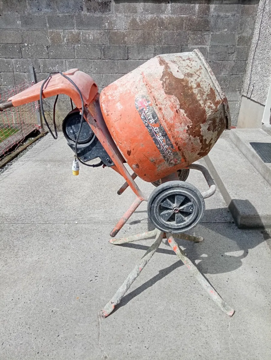 Cement Mixer - Image 3