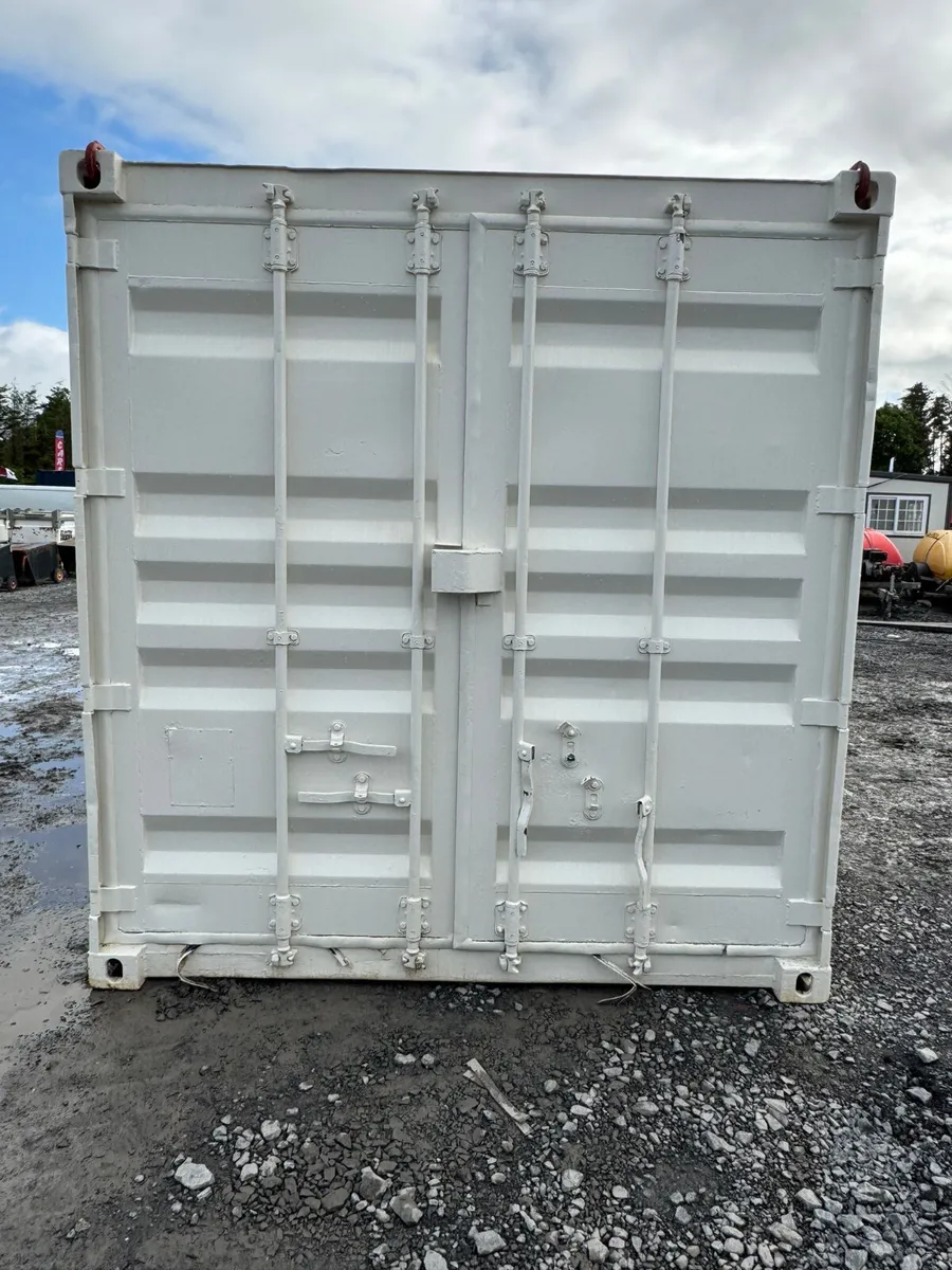 20”x 8” Welfare Container - Image 3
