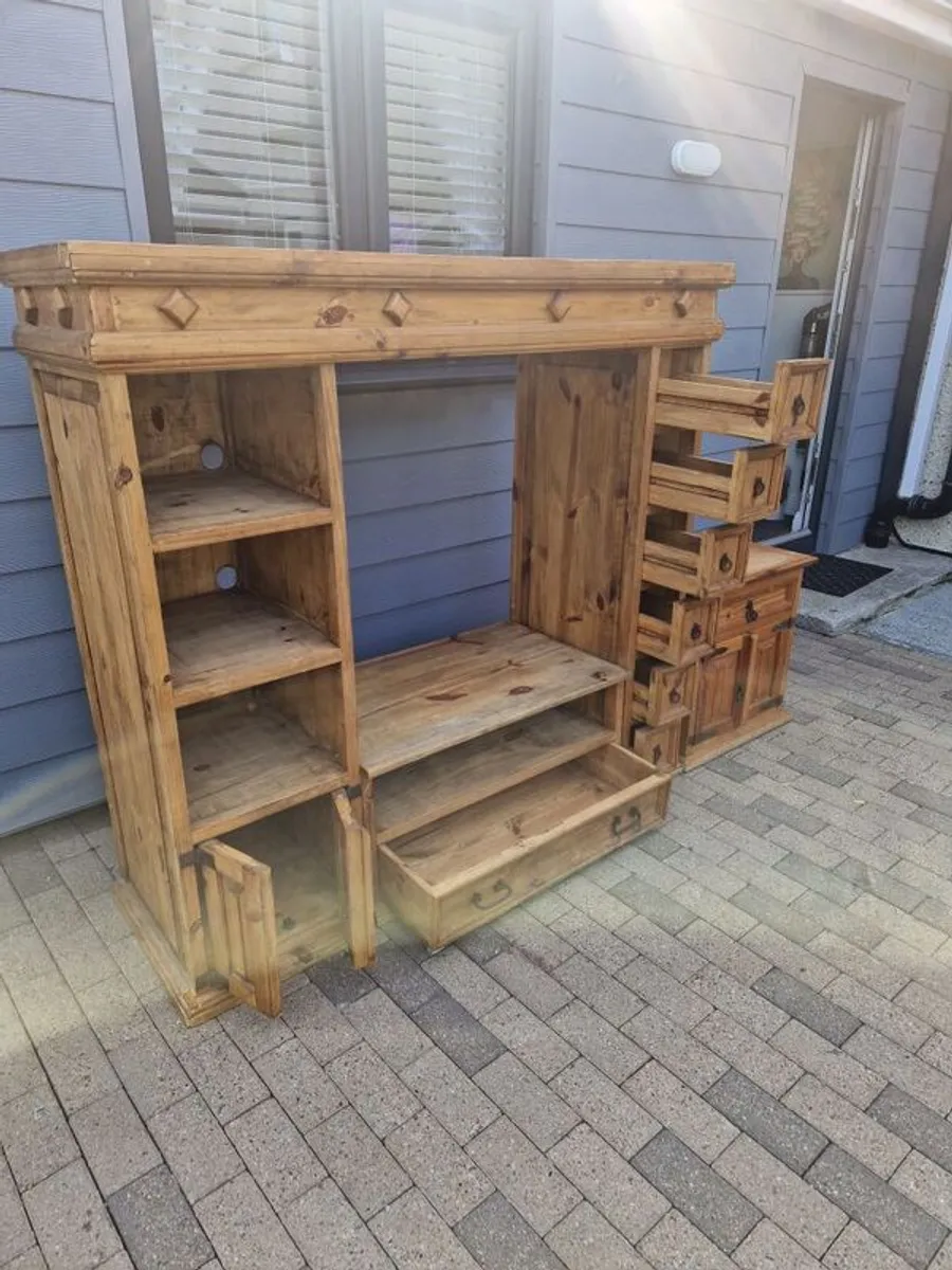Tv unit with side locker. - Image 2