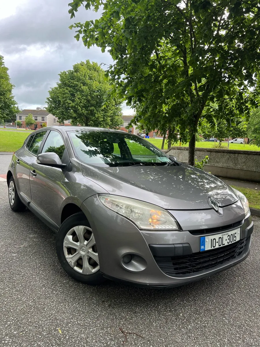 Renault Megane 1.5dci being delivered to Kellie. - Image 1