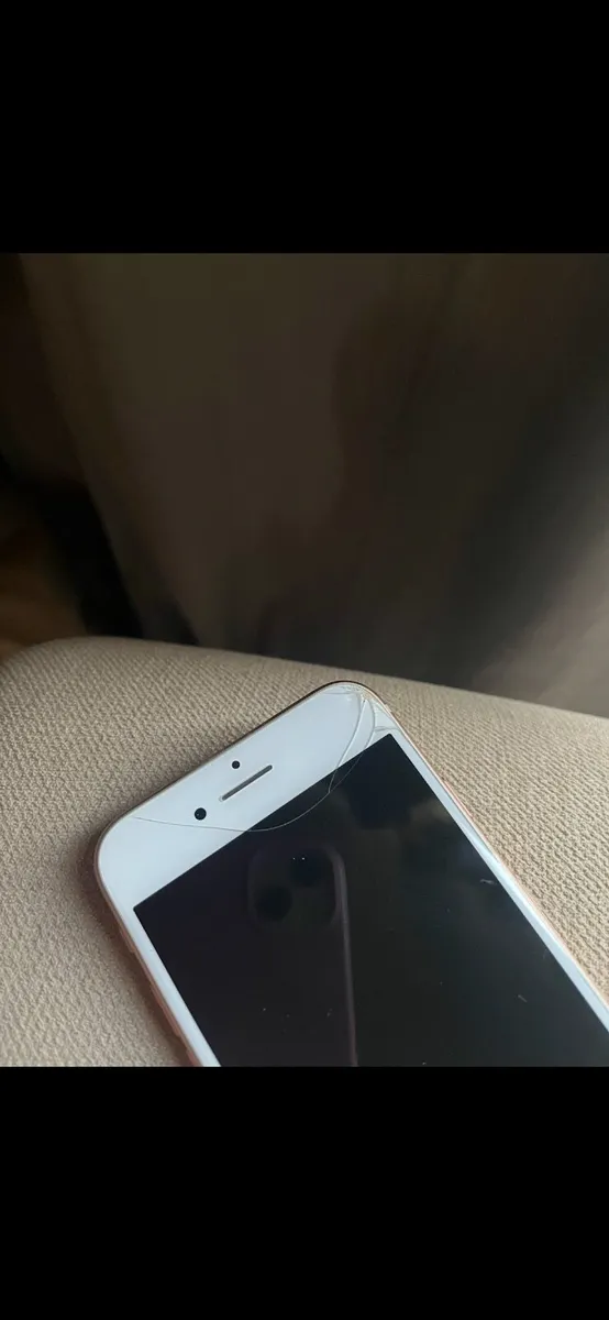 iPhone 8 64GB - Image 4