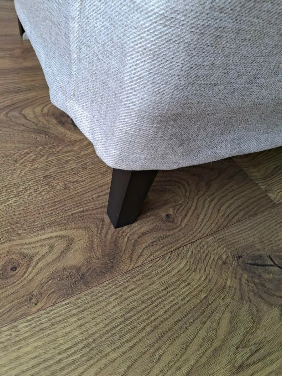2 seater sofa - Image 4