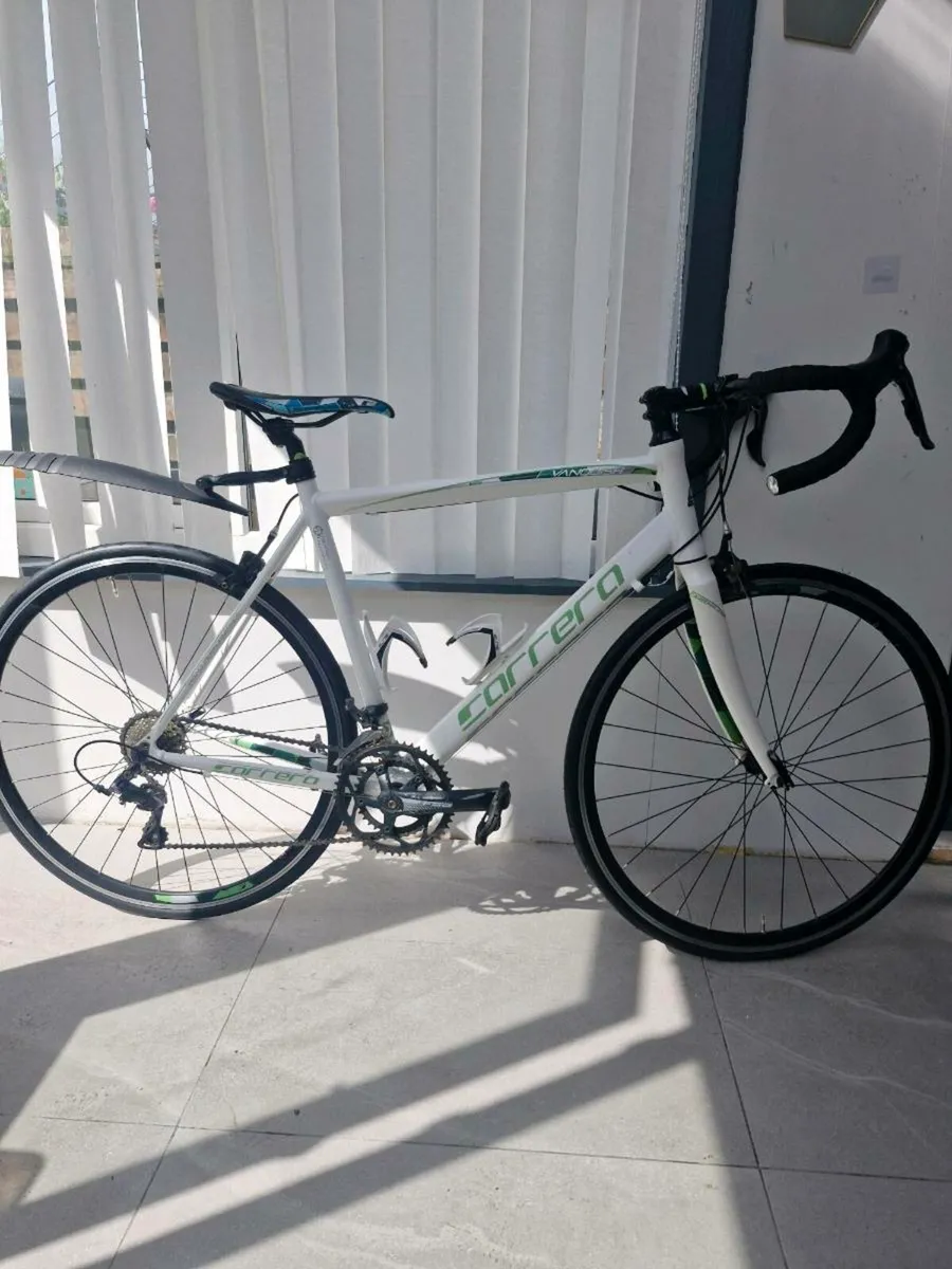 Road bike - Image 1