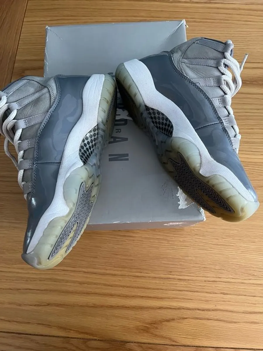 AIR Jordan 11 Retro - Image 3