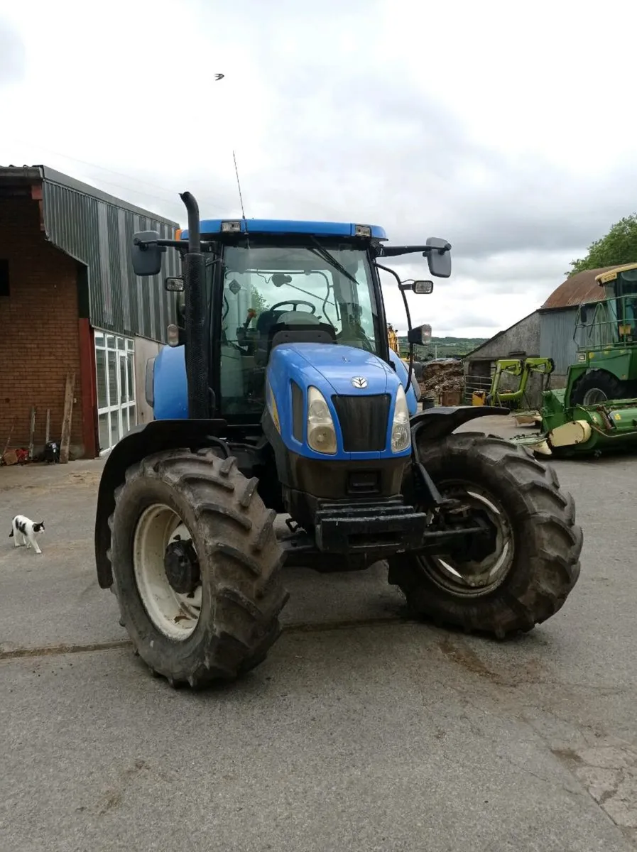 New Holland tractor - Image 1