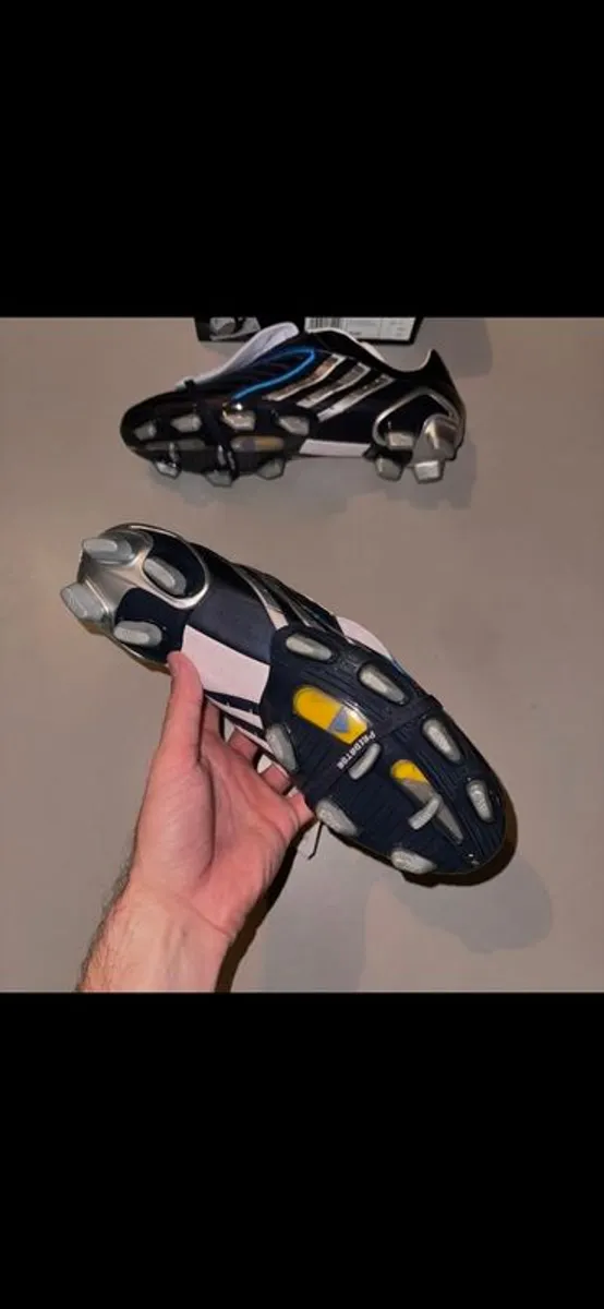 Adidas Predator Powerswerve FG size 11.5 uk - Image 2