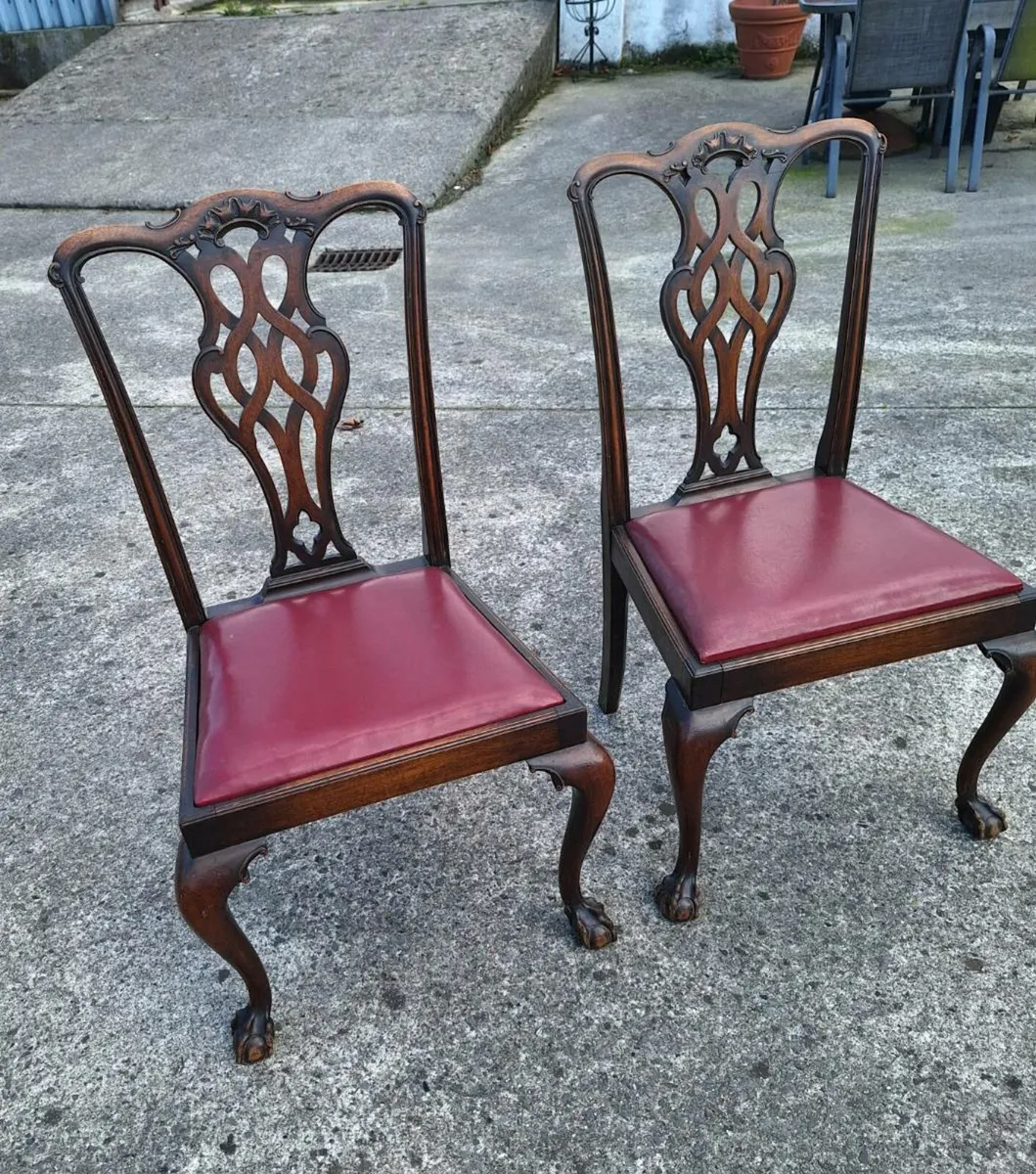 A pair of 19th century Chippendale style chairs - Image 1