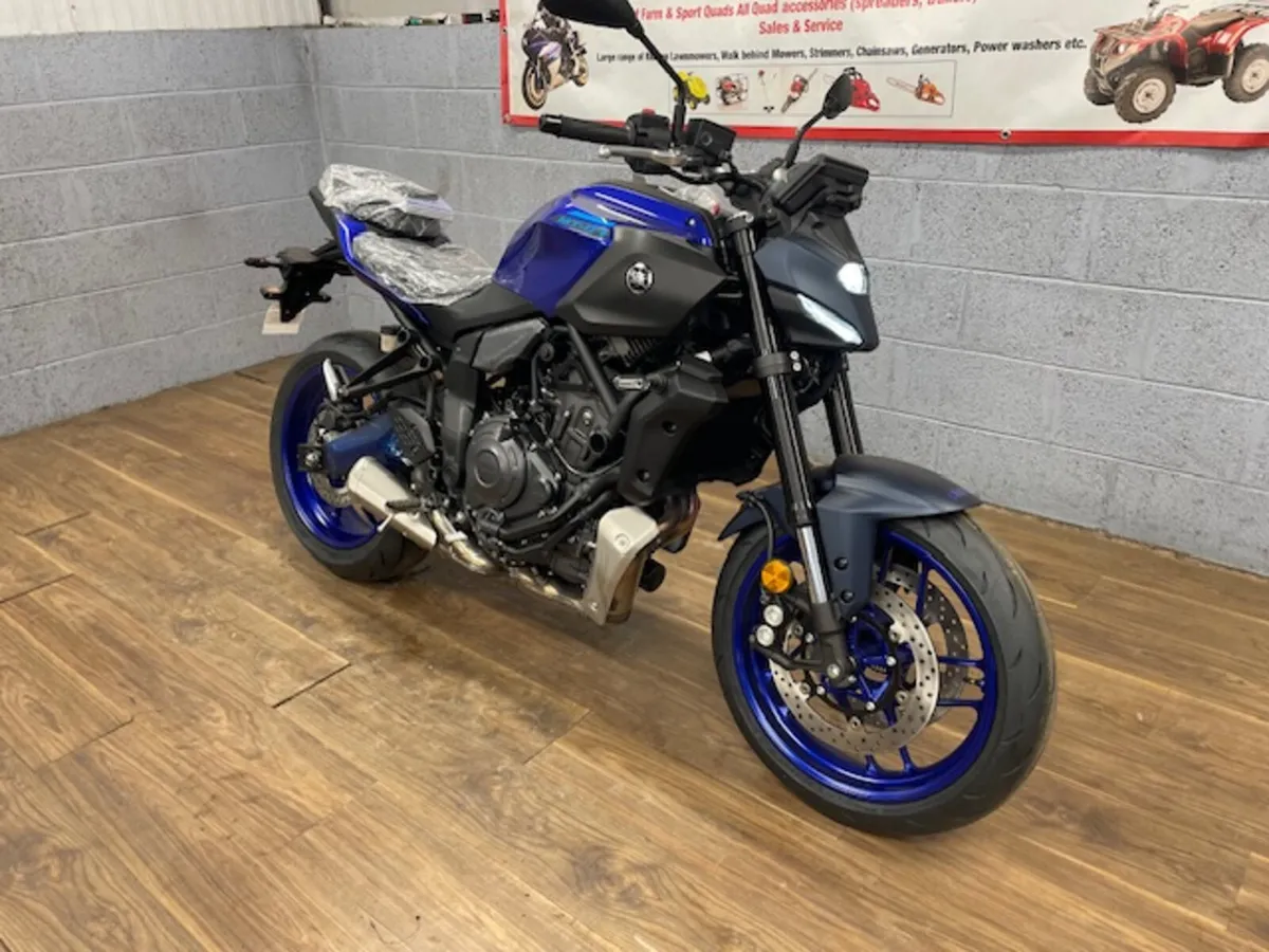 Yamaha MT-07 New Blue - Image 3