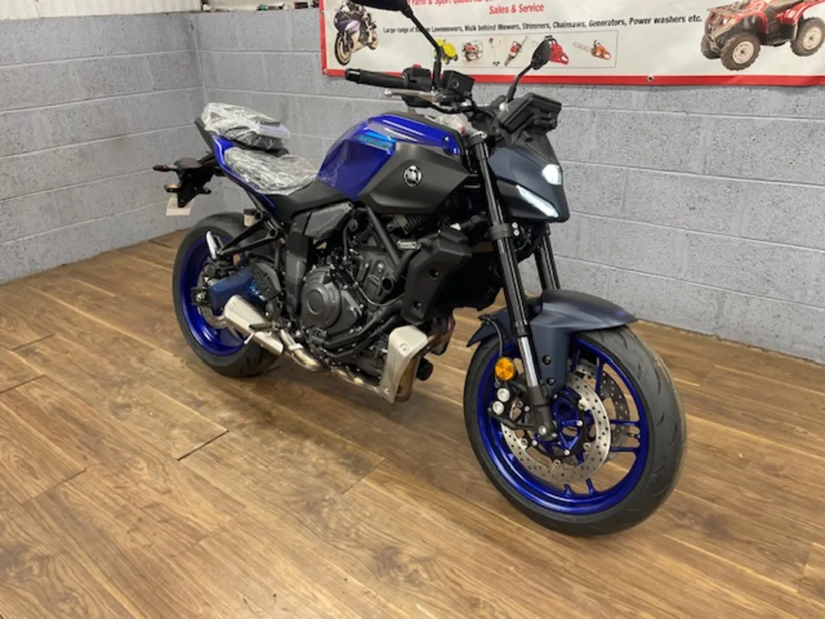 Yamaha MT-07 New Blue - Image 4