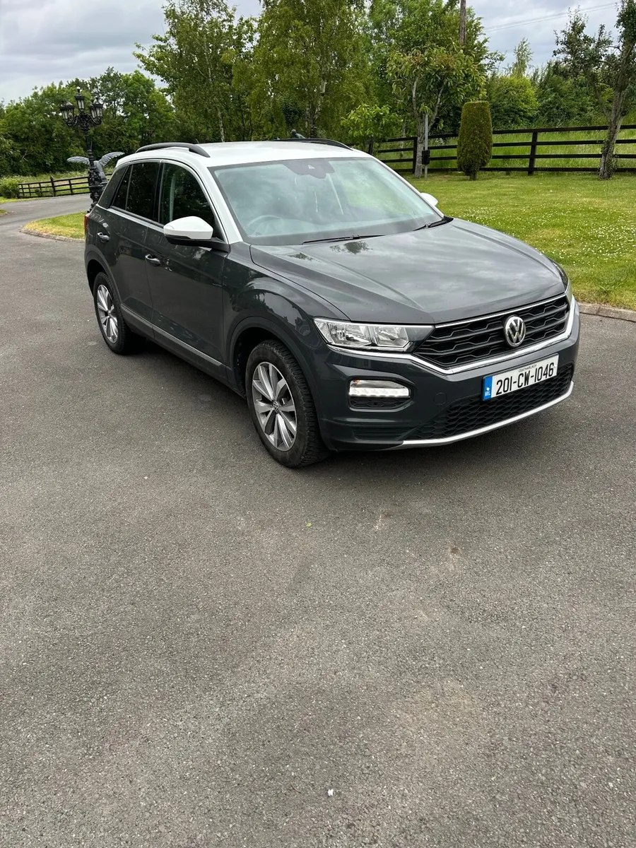 Car - Image 1