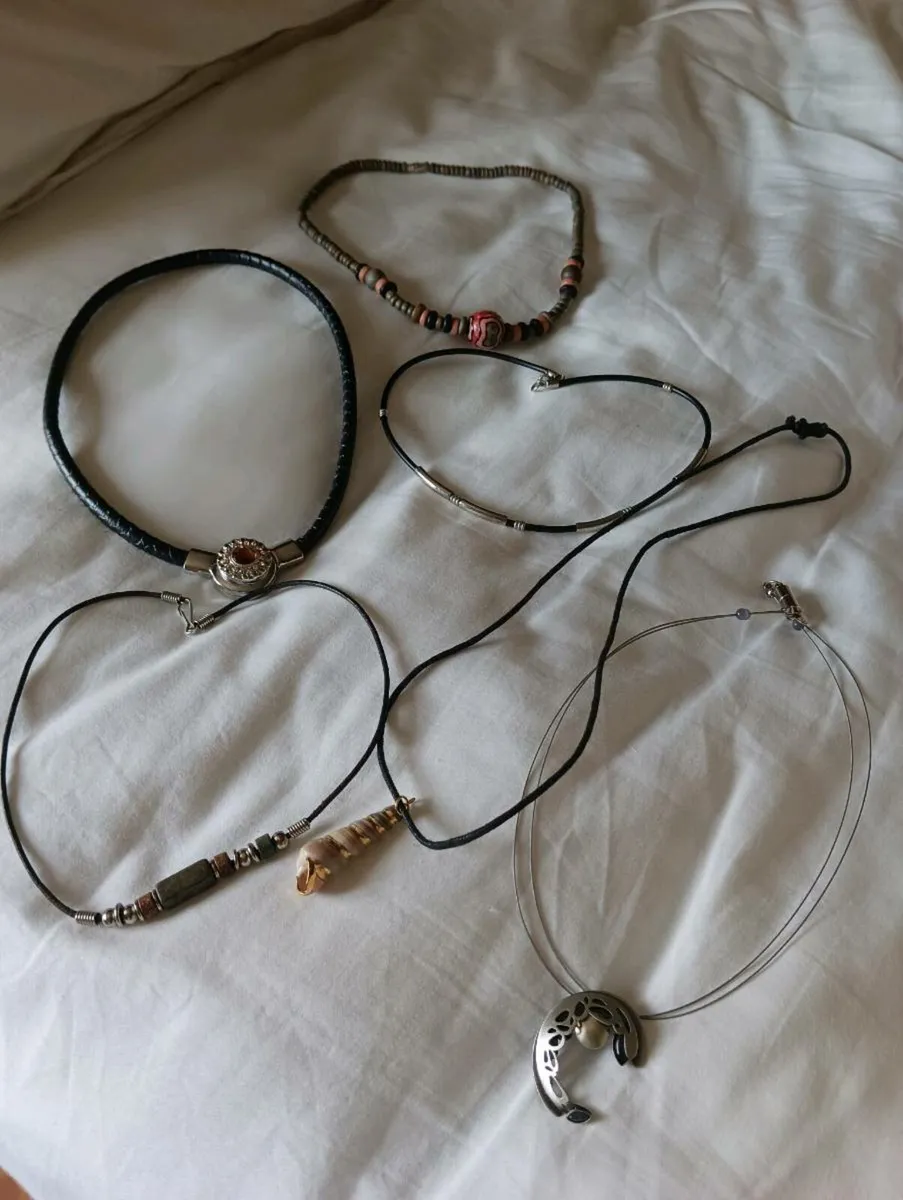 Beautiful set of neck pisces. - Image 1
