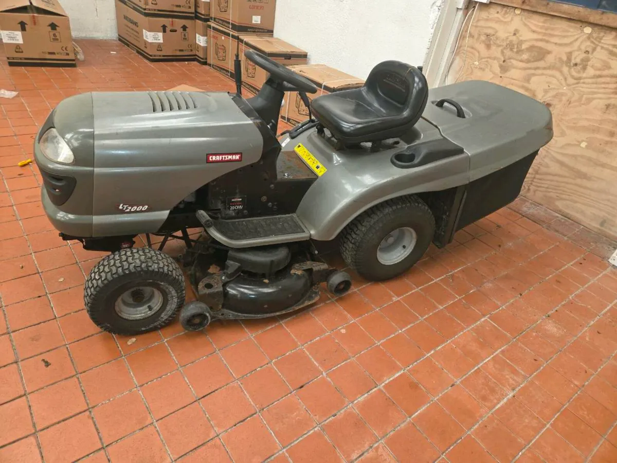 Craftsman ride on - Image 1