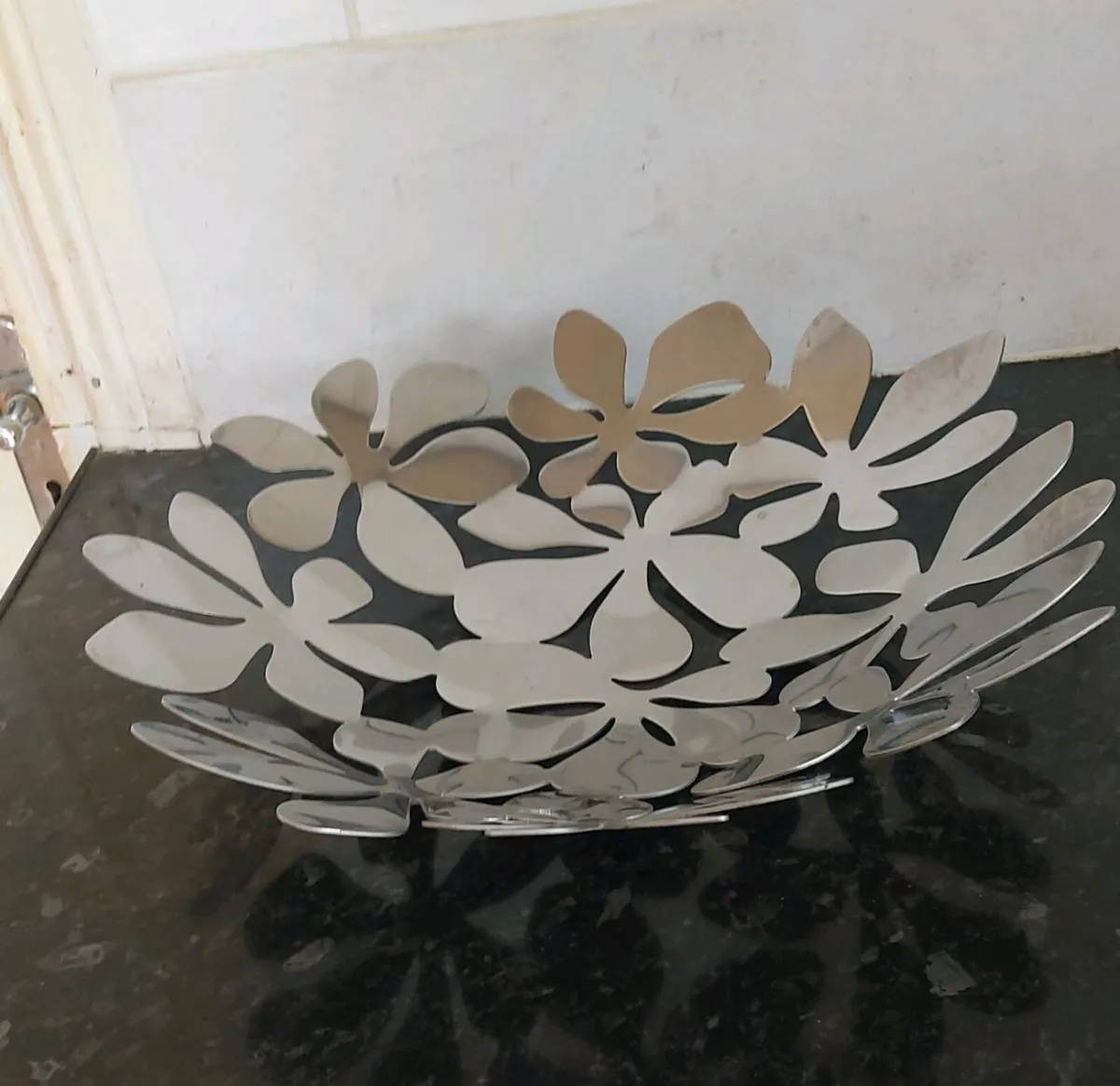 Vintage Ikea metal fruit bowl - Image 1
