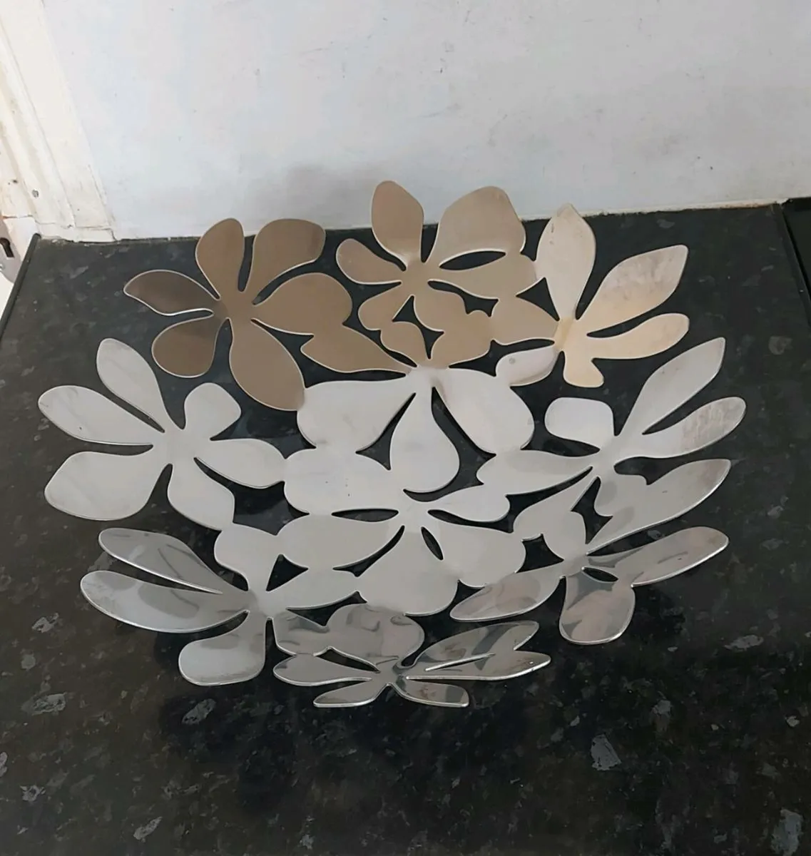 Vintage Ikea metal fruit bowl - Image 2