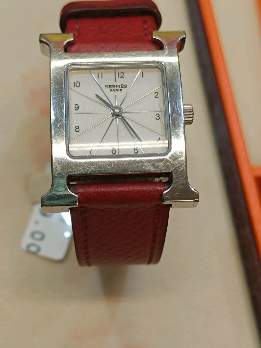 Hermes Watch HH1.210  Red Leather Strap - Image 3