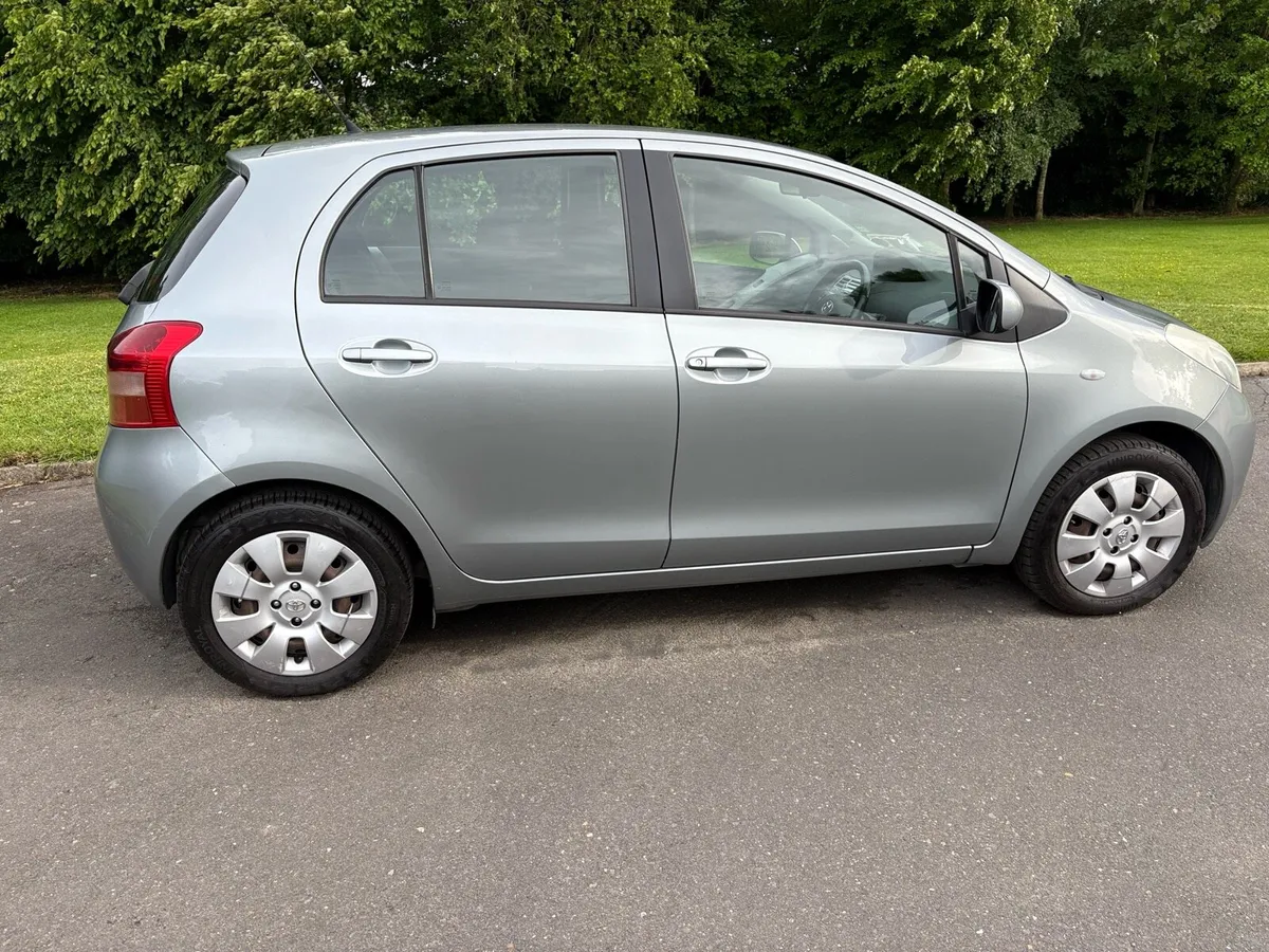 Toyota Yaris - Image 4
