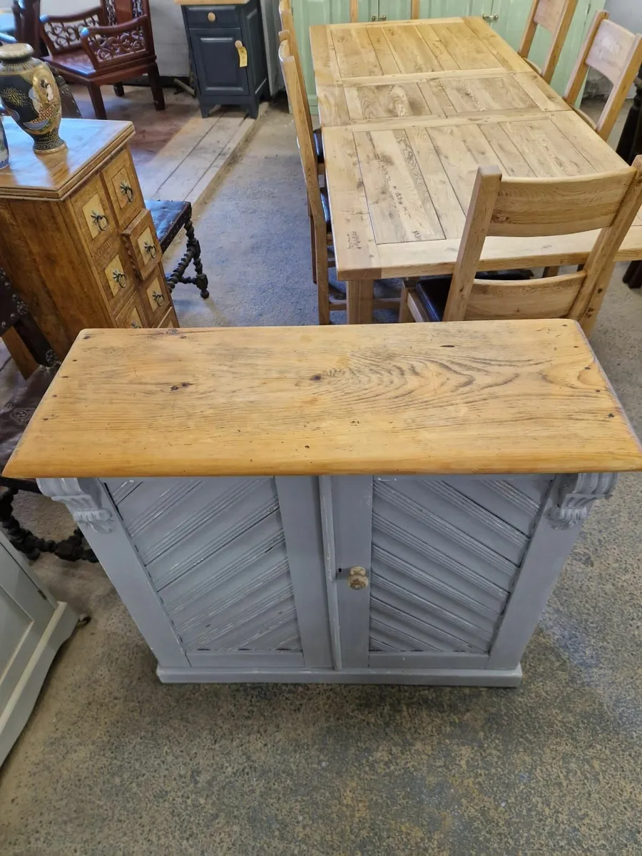 Victorian pine press, cupboard, grey - Image 2