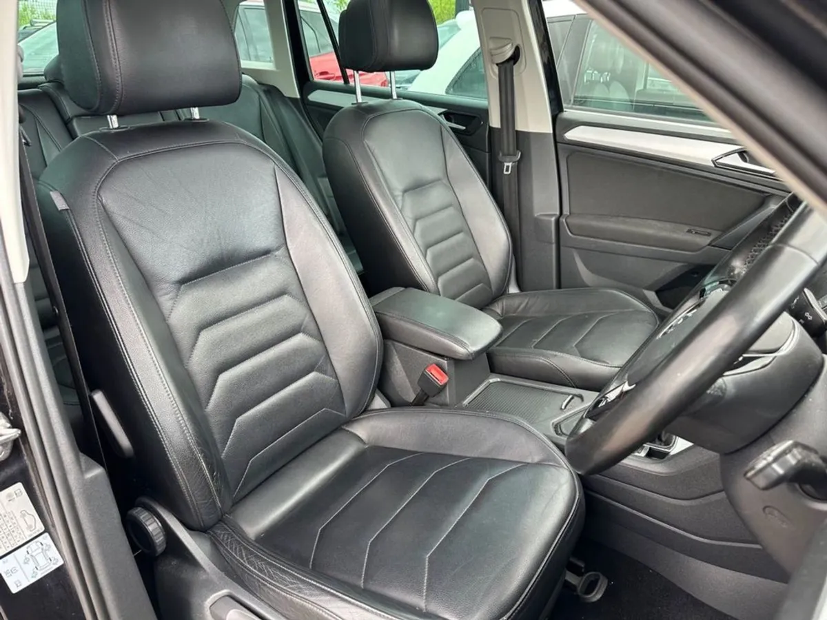 Volkswagen Tiguan 2.0 TDI 115 Comfortline - Leath - Image 2