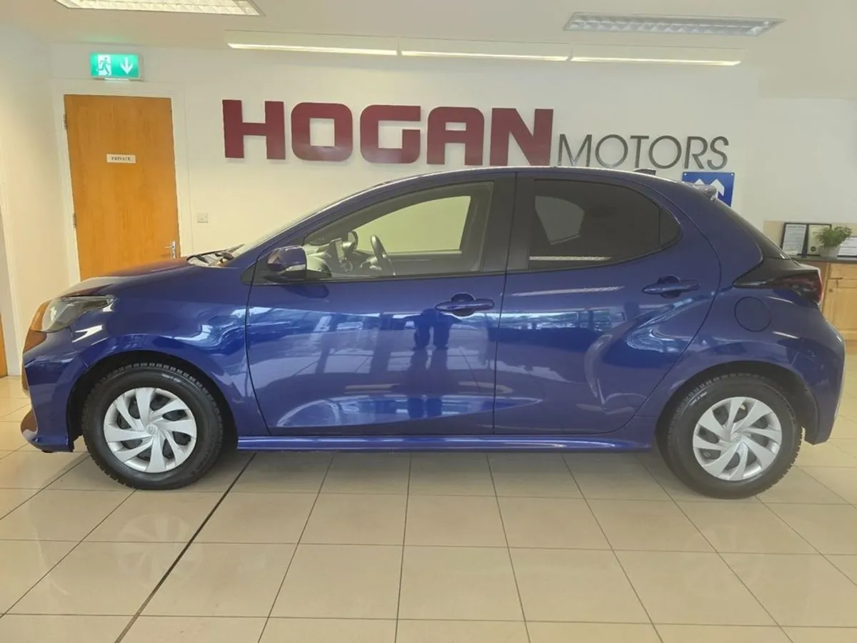 Toyota Yaris X 1.0 Petrol Automatic - Image 4