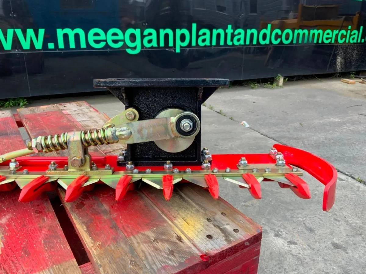 60" MINI DIGGER HEDGE TRIMMER......7387. - Image 4