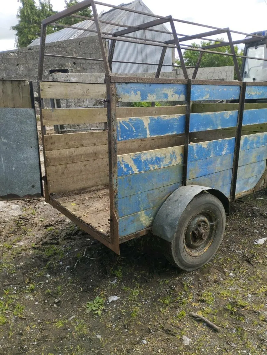 Trailer - Image 2