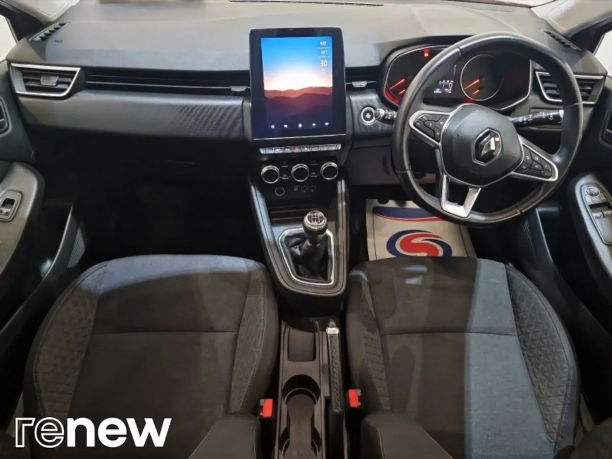 Renault Clio Iconic TCe 100 My19 - Image 3
