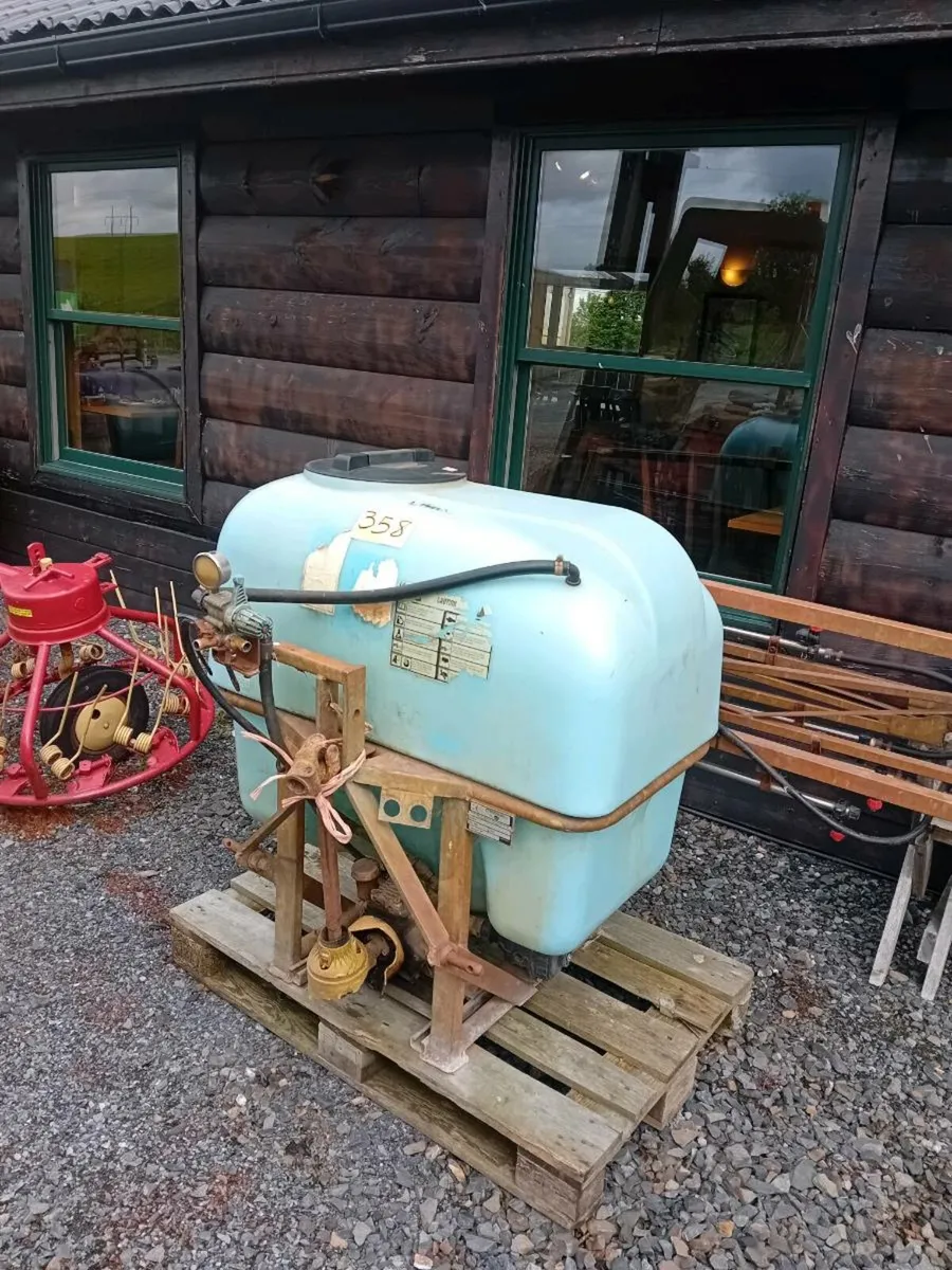 300 Litre Sprayer - Image 4
