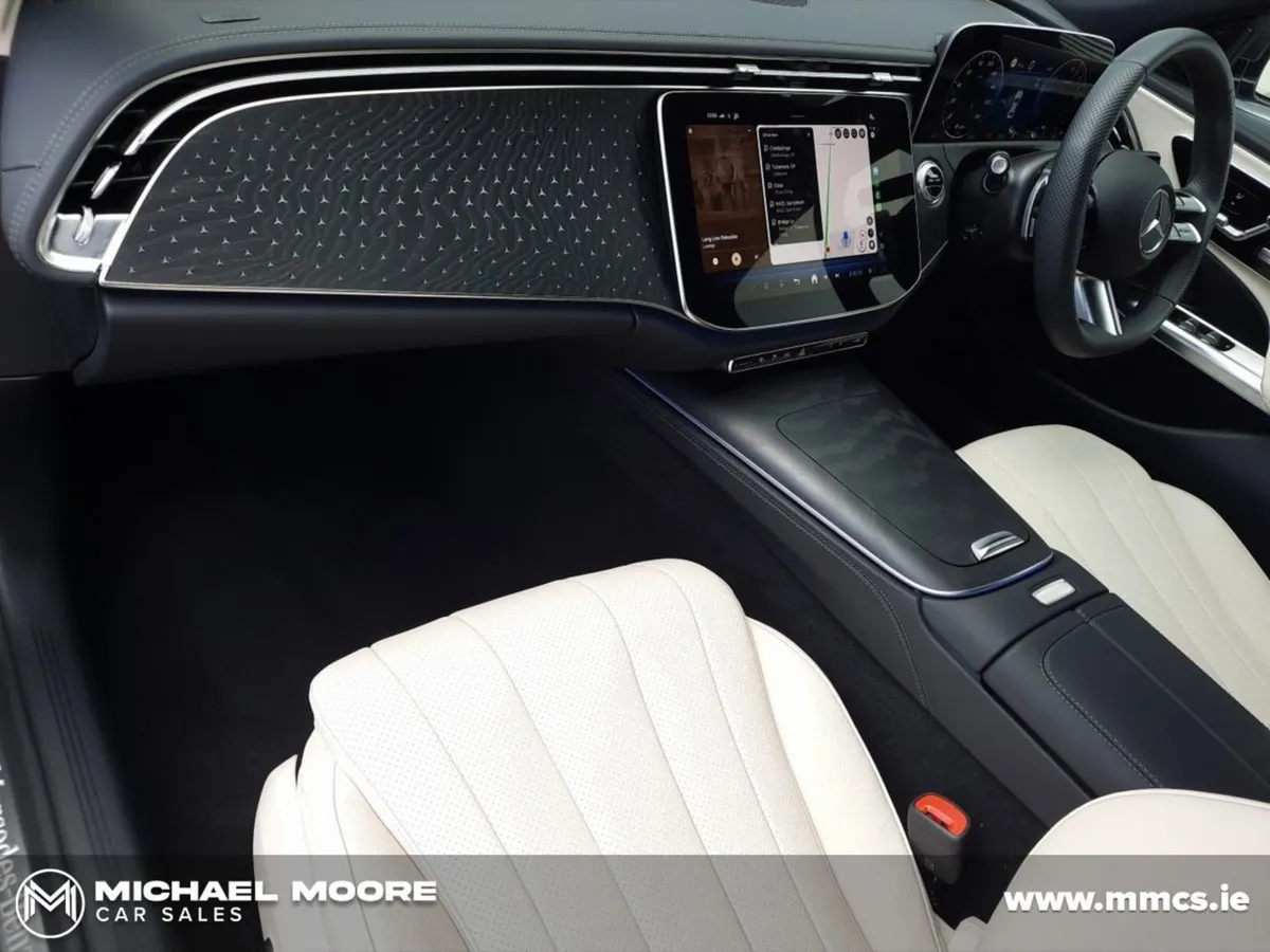 Mercedes-Benz E-Class E 300 de AMG Line Plus - Image 4