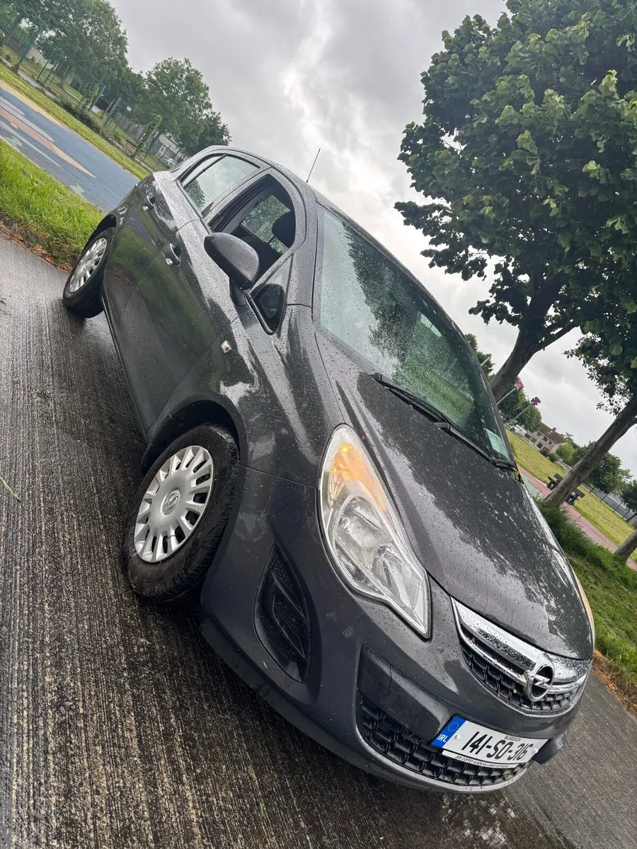 Corsa - Image 1