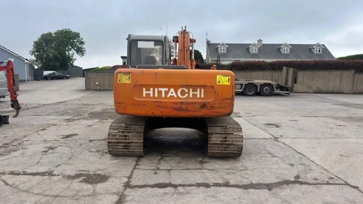 2001 Hitachi EX120-5 - Image 2