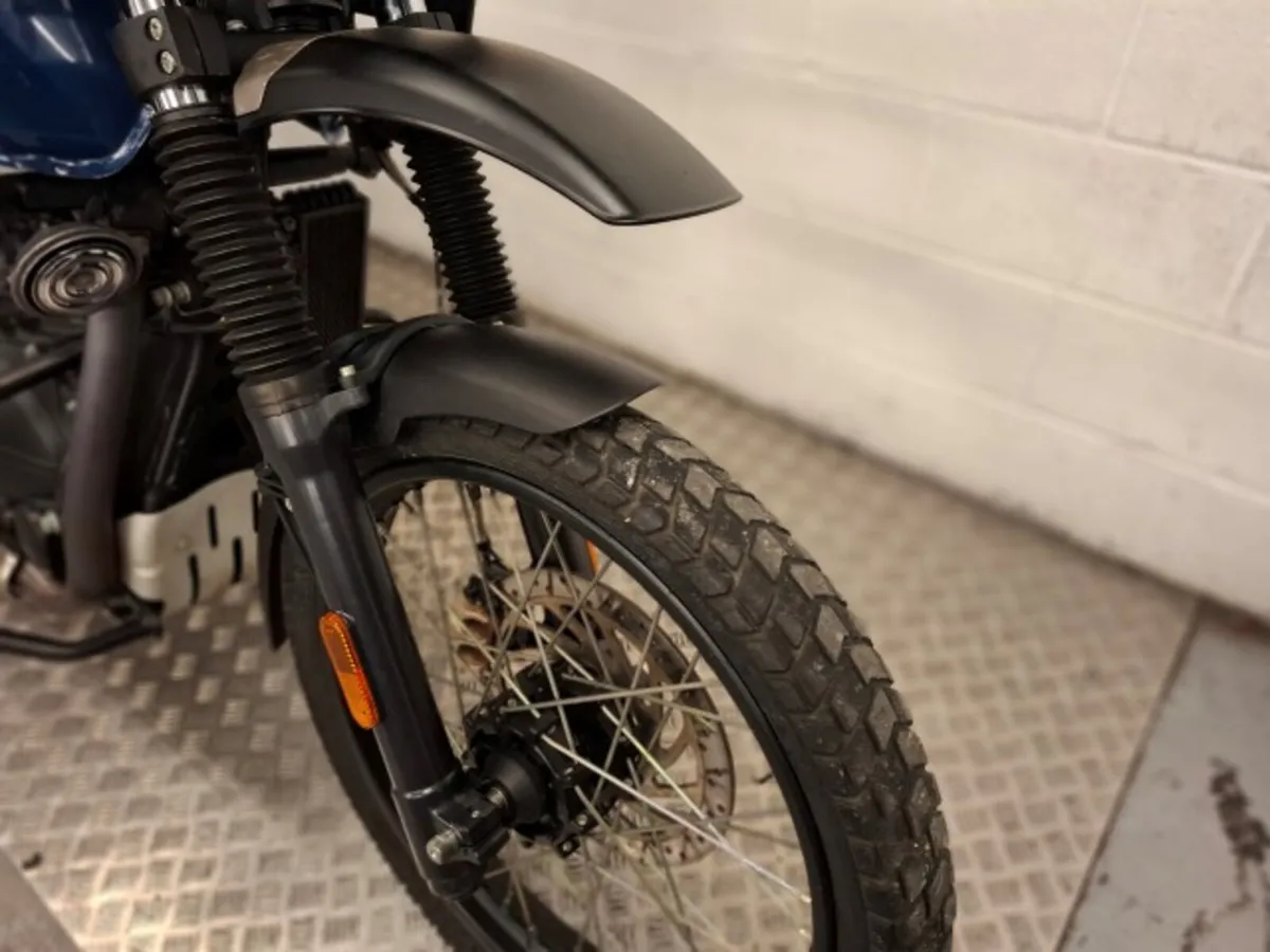 ROYAL ENFIELD Himalayan 411 2021 - Image 3