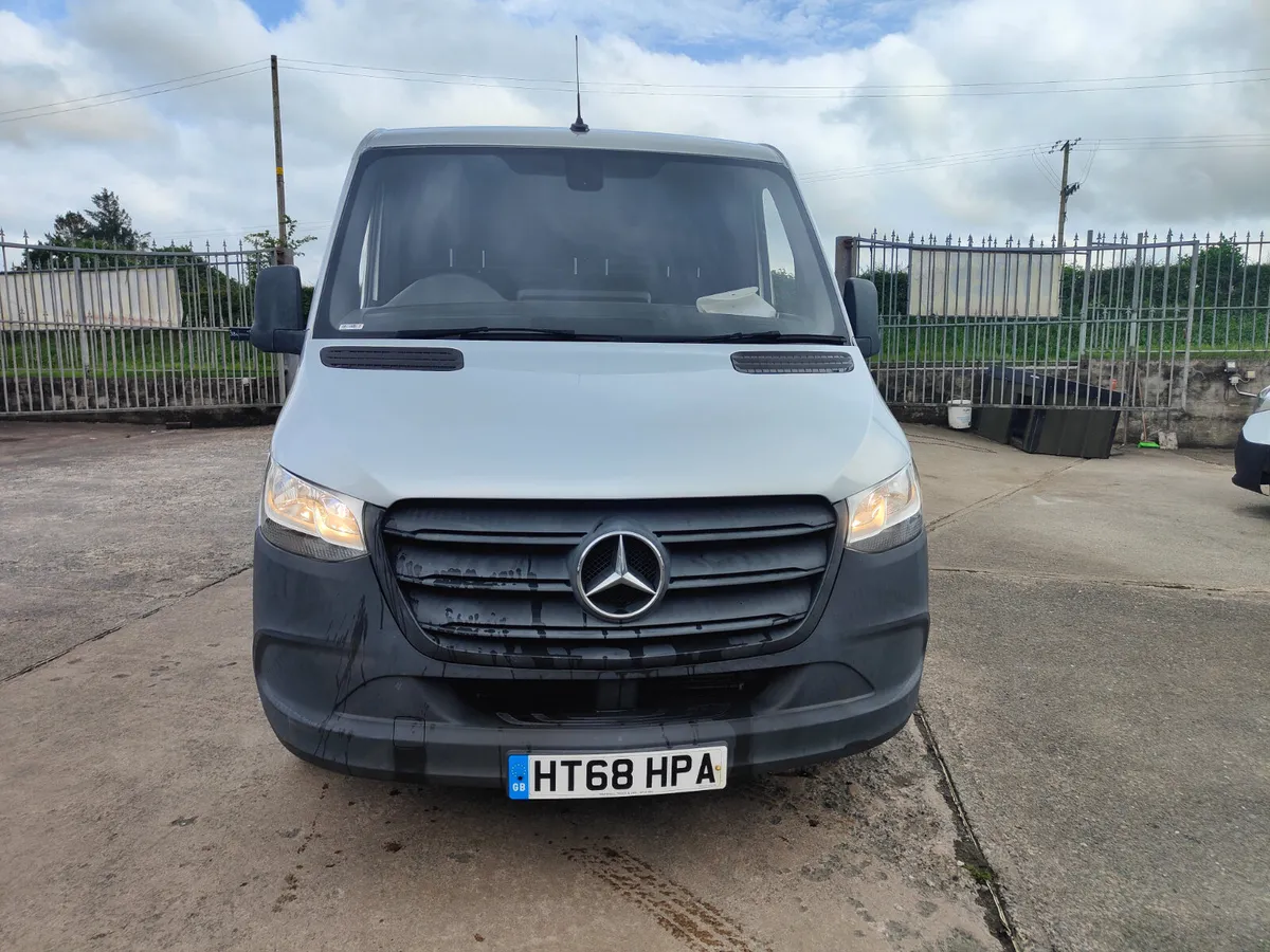 NEW MODEL 31/12/18 SPRINTER 314 CDI MWB LOW ROOF - Image 2