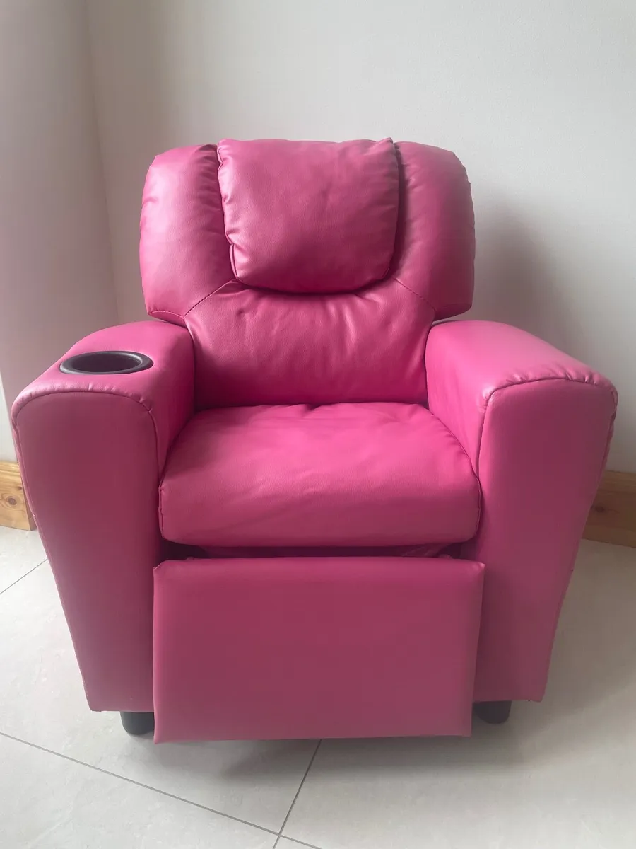 Kids Chair - Image 1