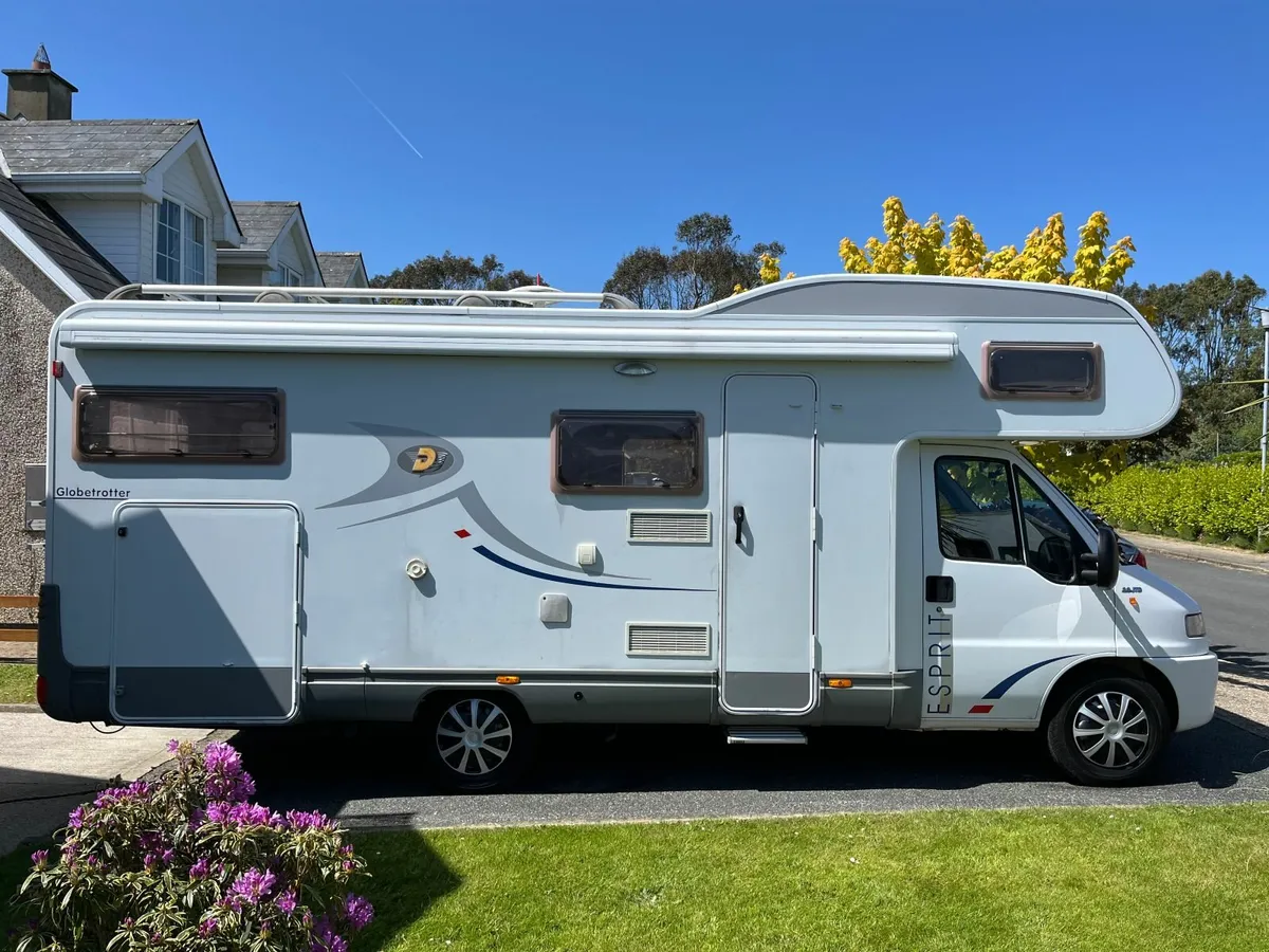 Camper Fiat Ducato 60.000 miles, new CVRT, Garage - Image 2