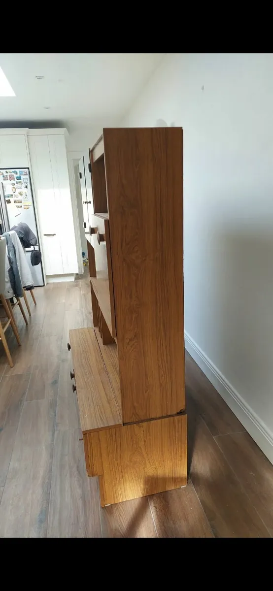 Old style dresser - Image 4