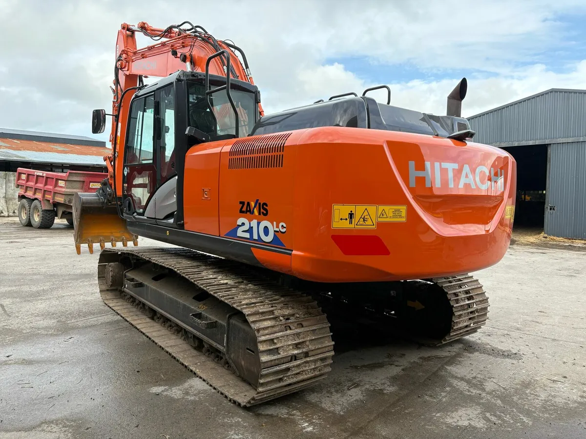 Hitachi Zaxis 210-6 **1260 hours** - Image 1
