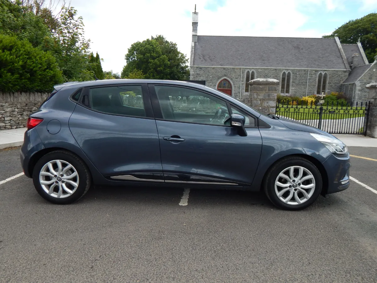 2017 Renault Clio 1.2 Pet NCT 04/27 - Image 2
