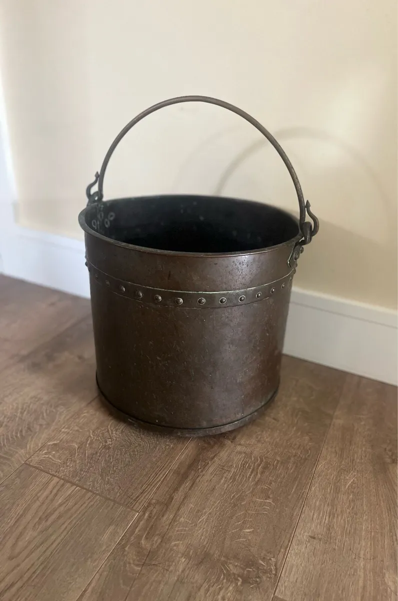 Antique French Copper Log Bucket - Image 1