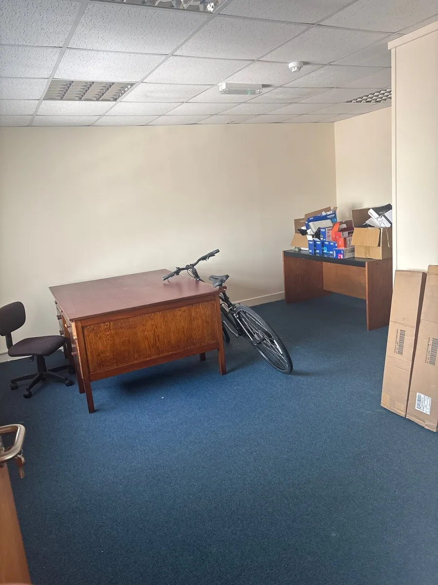 OFFICE SPACE TO LET - Image 1
